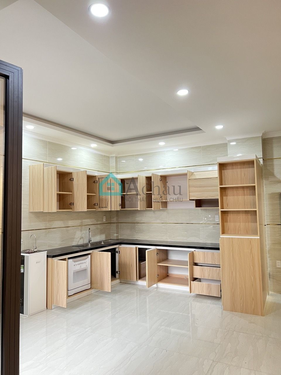 Tủ Bếp Nhựa Cao Cấp 552